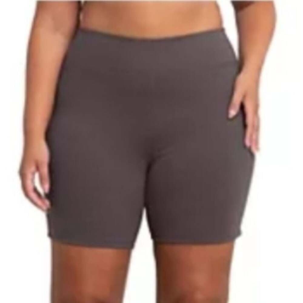 Just My Size Biker Shorts - Picture 2 of 4